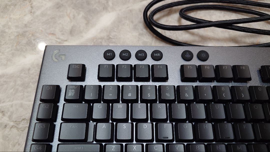 【未使用に近い】Logicool G813メカニカルクリッキーRGBキーボード