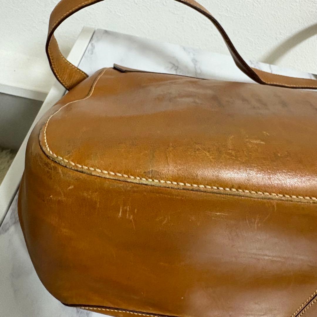 archive prada メッセンジャーバッグ ショルダーバッグ ロゴ型押し