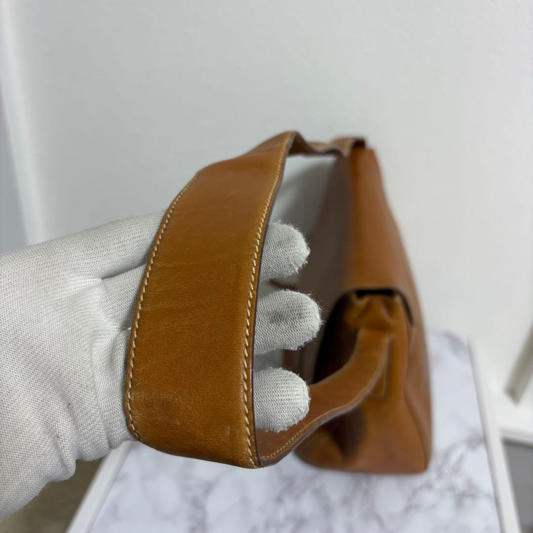 archive prada メッセンジャーバッグ ショルダーバッグ ロゴ型押し