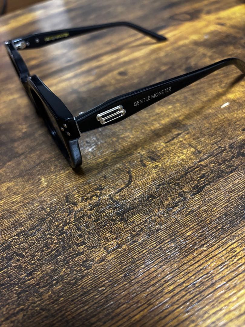 【新品未使用】GENTLE MONSTER HOVO サングラス ブラック