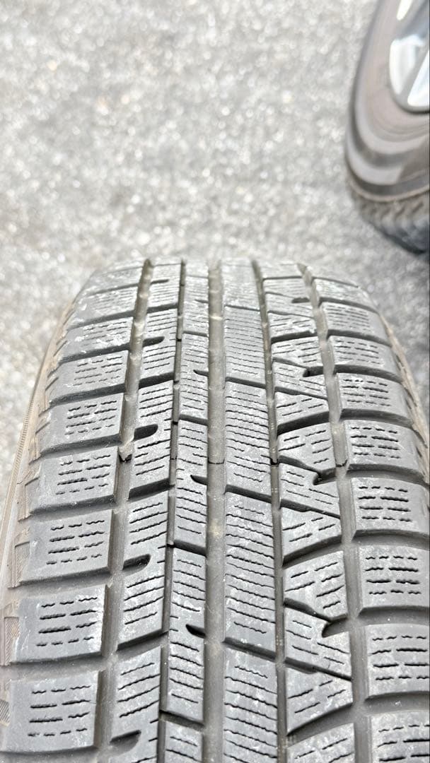 スタッドレス　ヨコハマ175/65R15 PCD100 15インチ　手渡しのみ