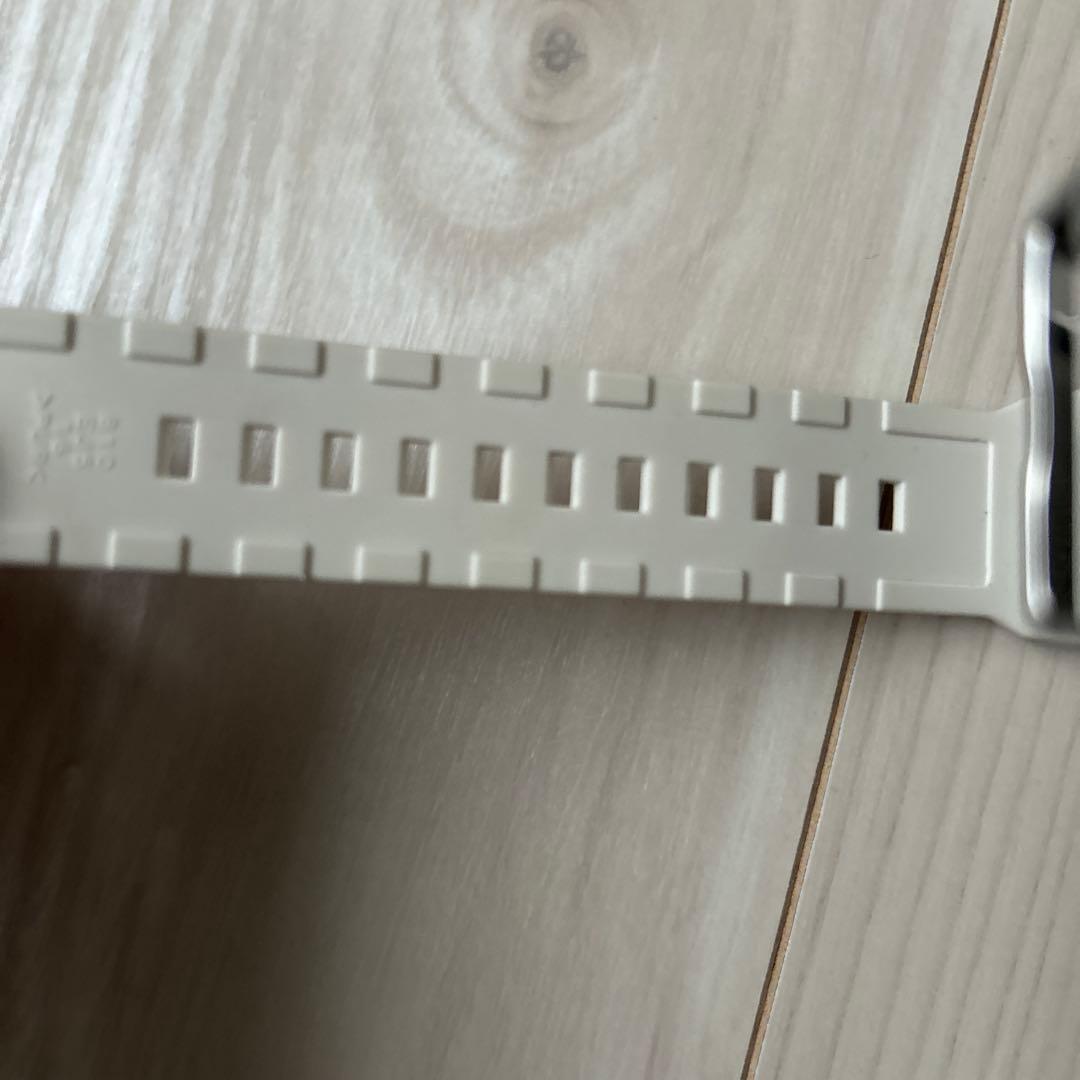 CASIO G-SHOCK ホワイト　電波ソーラー