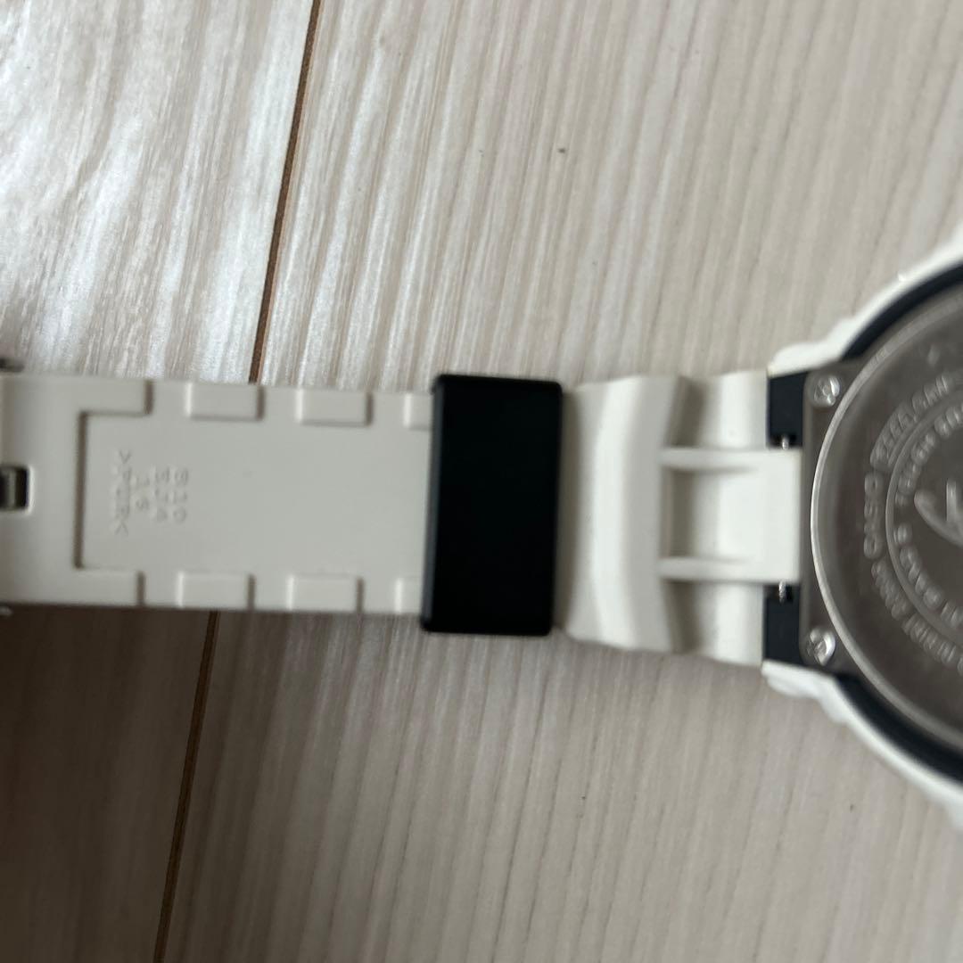 CASIO G-SHOCK ホワイト　電波ソーラー