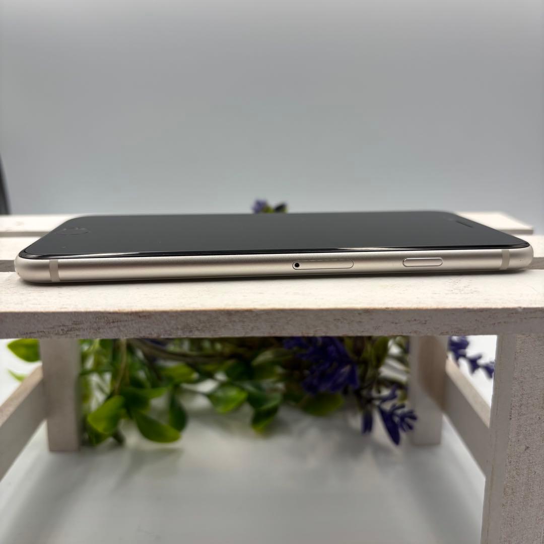 【美品】iPhone SE第3世代 64GB スターライト 339