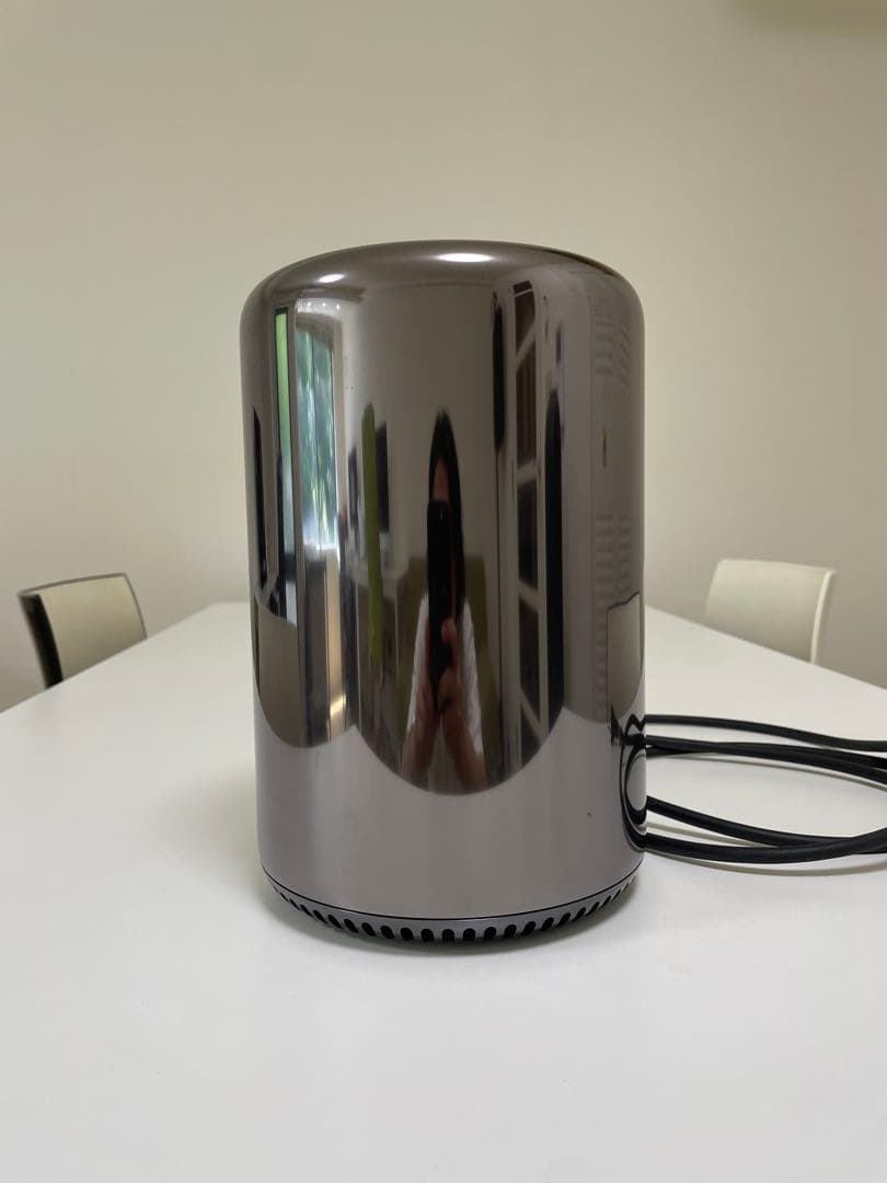 Mac Pro （Late 2013）
