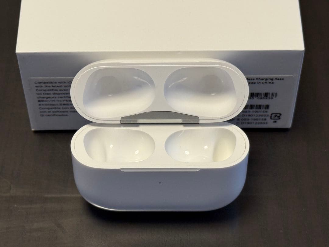 美品 AirPods Pro 第1世代（正規品・動作良好・匿名配送）