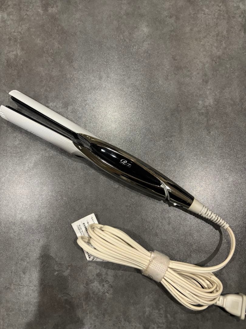 【⭐️箱不要¥500割引】MTG リファ　ReFaストレートヘアアイロン②