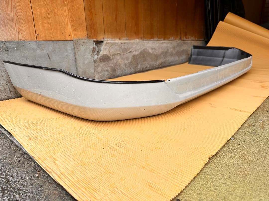 ハイエース　essex フロントリップスポイラー　ナロー用