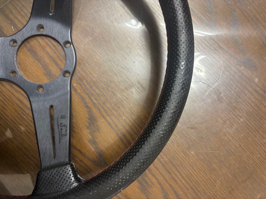 NARDI タイプラリー赤ステッチパンチングレザー　ディープコーンφ34