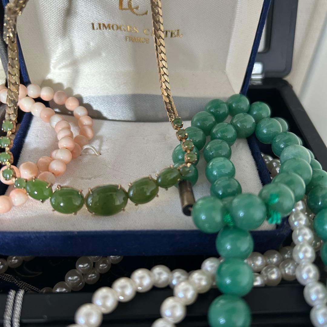 遺品整理 家財整理　緑石　天然　ネックレス 等　㉕