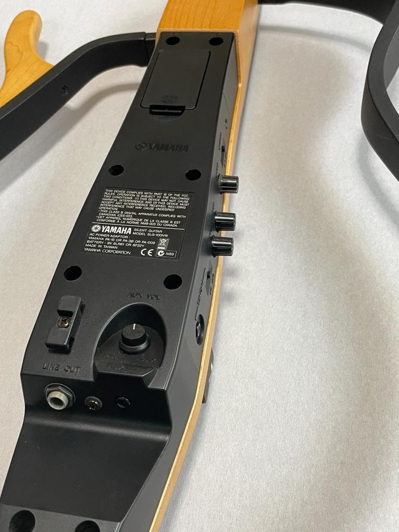 YAMAHA サイレントギター SLG-100NW
