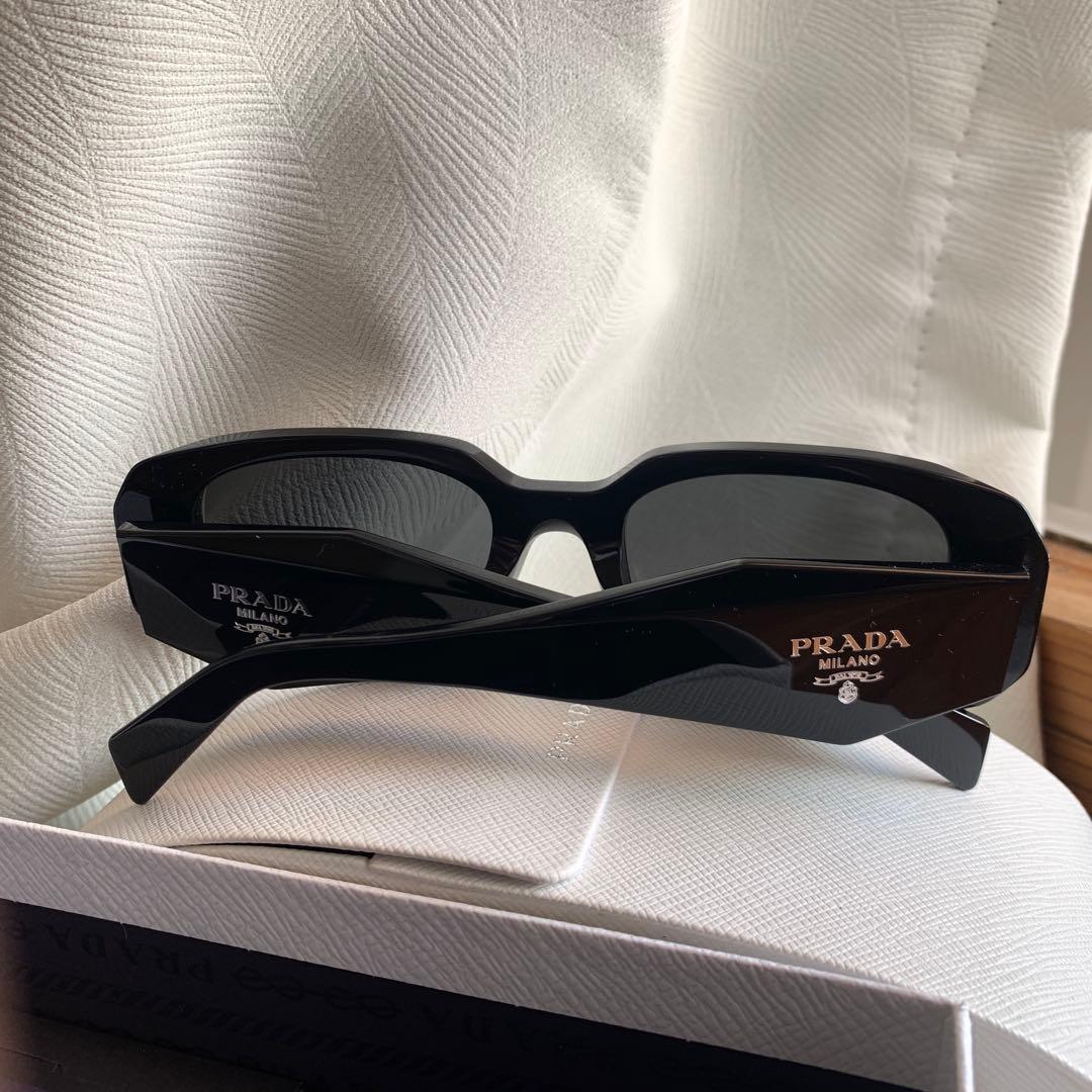 PRADA プラダ シンボル サングラス