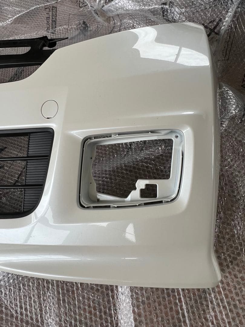 JF1-JF2 NBOXホワイト フロントバンパー NH624P