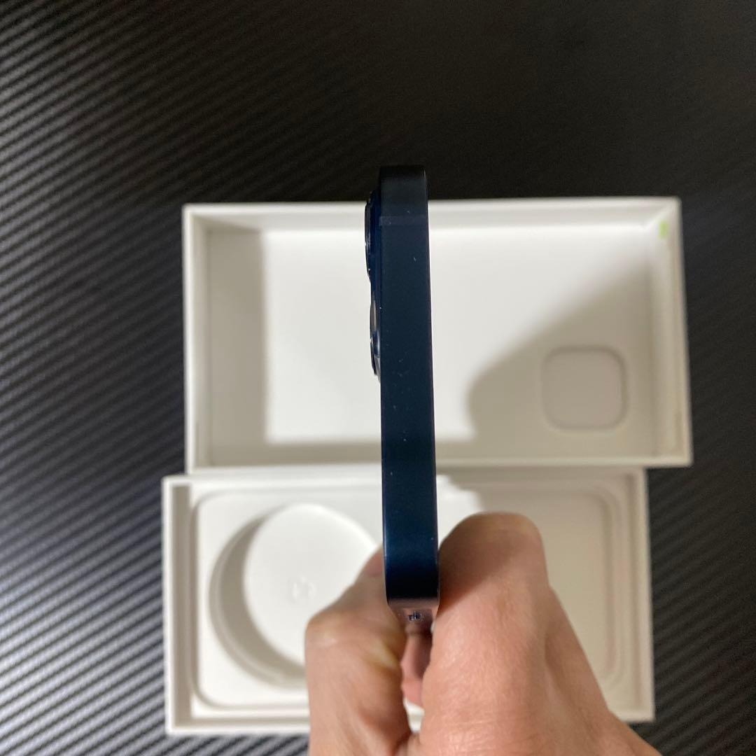 iPhone 13 128gb simフリ　バッテリー94%