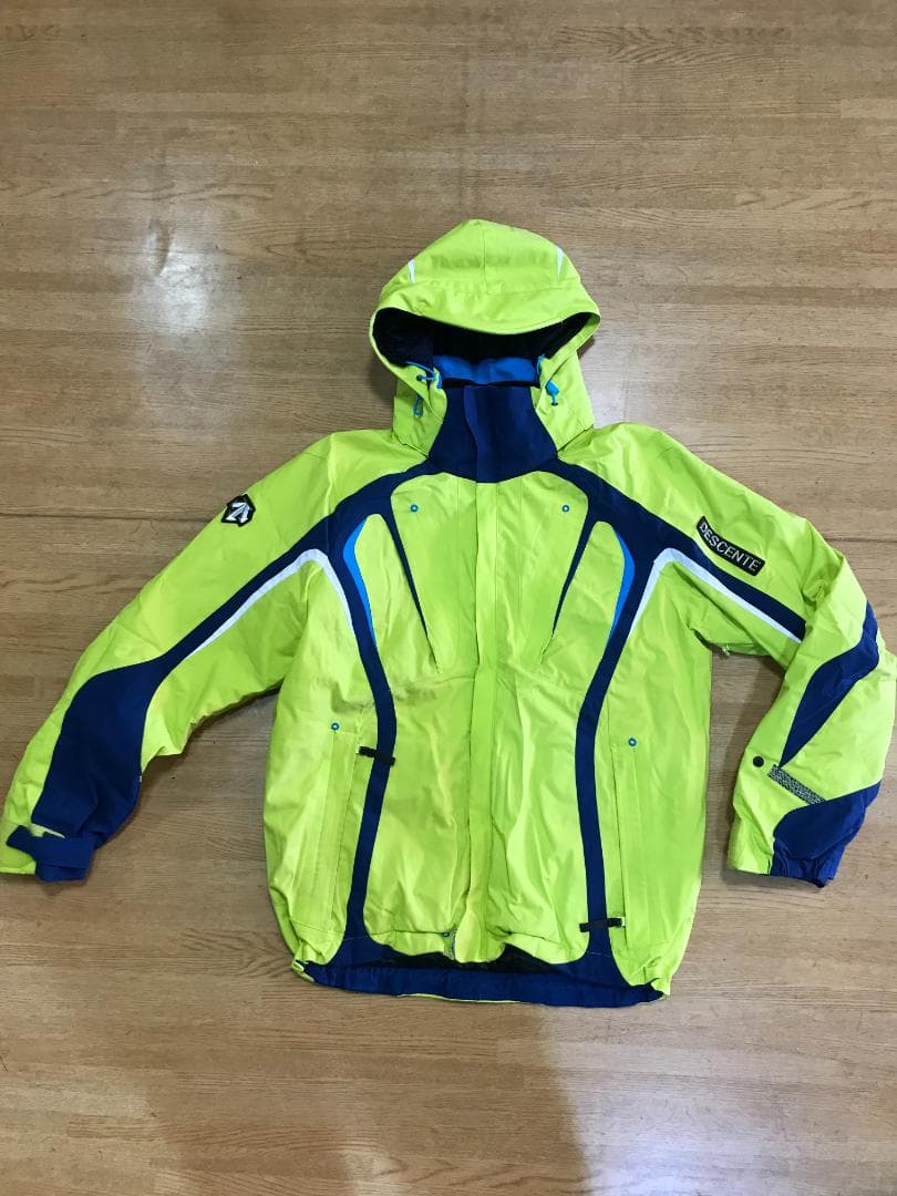 最終DESCENTE ストレッチ中綿ヒートナビジャケット+SIOパンツ　Ｓサイズ