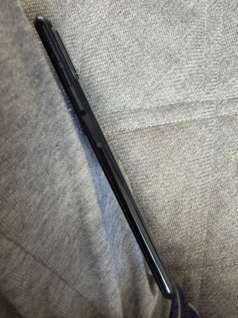 美品 Galaxy A7 SM-A750C Rakuten ブラック 64G