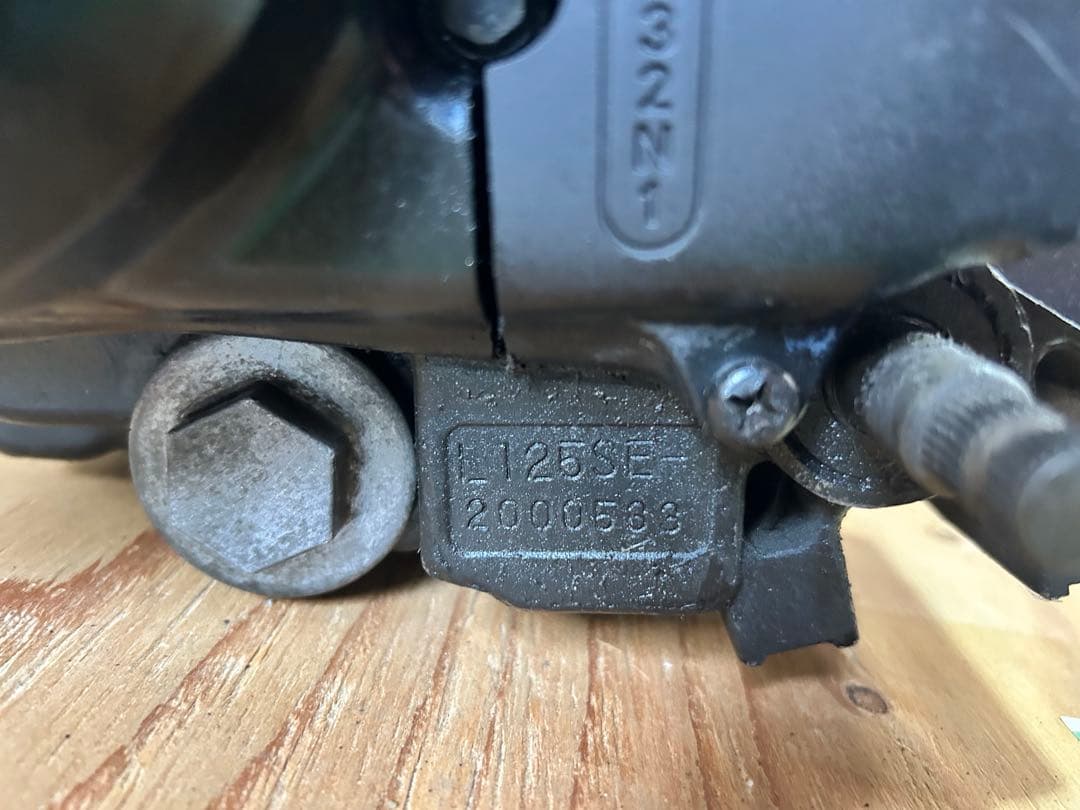 赤*白様 XL125R エンジン