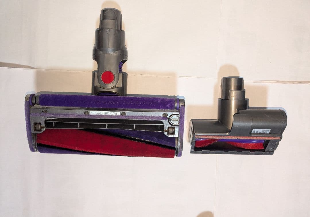 【35分稼働】ダイソン掃除機V10　SV12　フルセット　稼働品　②