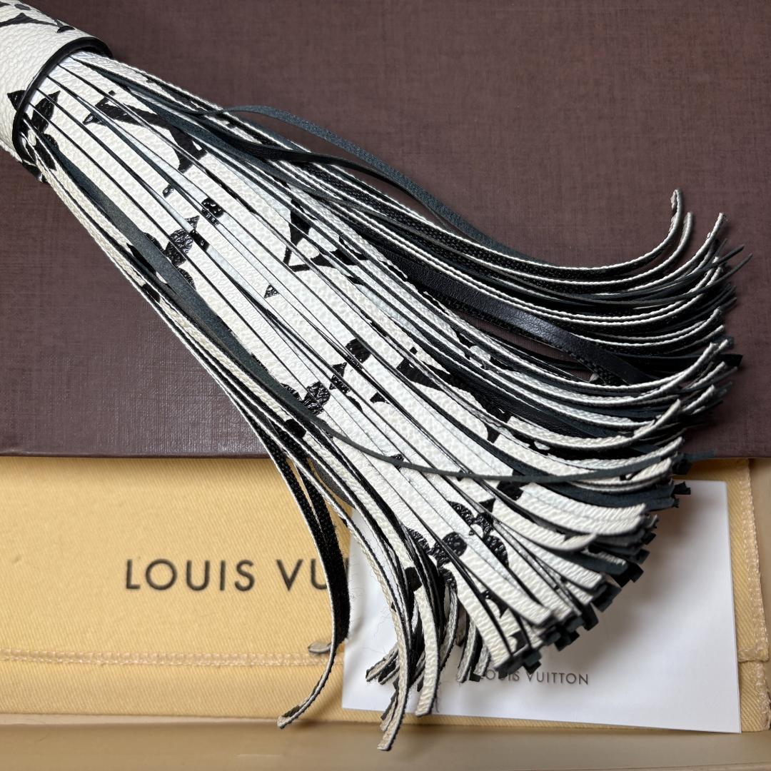 ルイヴィトン MP1769 タッセル キーリング チャーム モノグラム