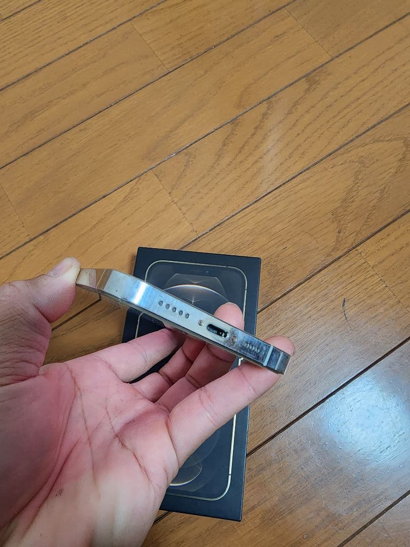 スマートフォン本体 iPhone12pro128Gb