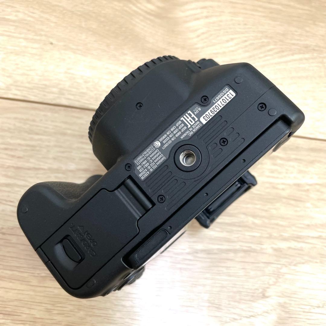 Canon EOS Kiss X9ダブルズームキット 単焦点レンズ その他セット