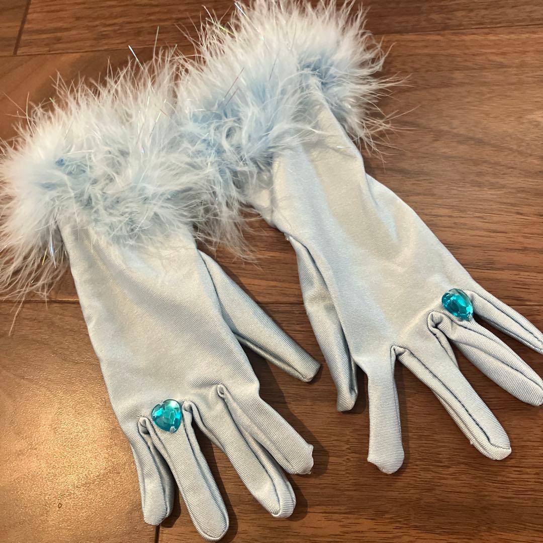 ビビデバビデブティック美品　シンデレラ　 ティアラ、サッシュ付き