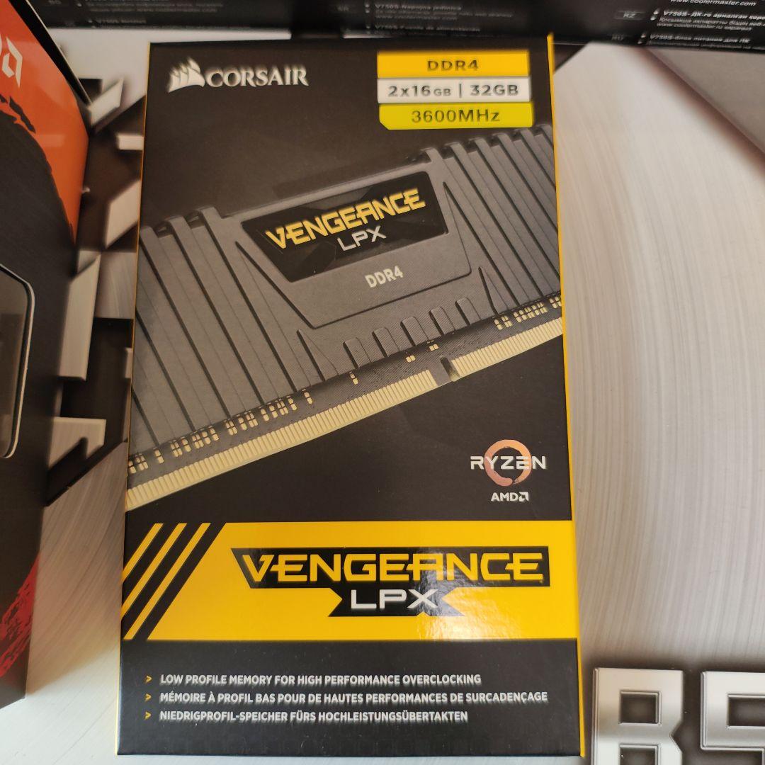 Ryzen7 5800X3D+32GB DDR4+B550+750W 動作確認済