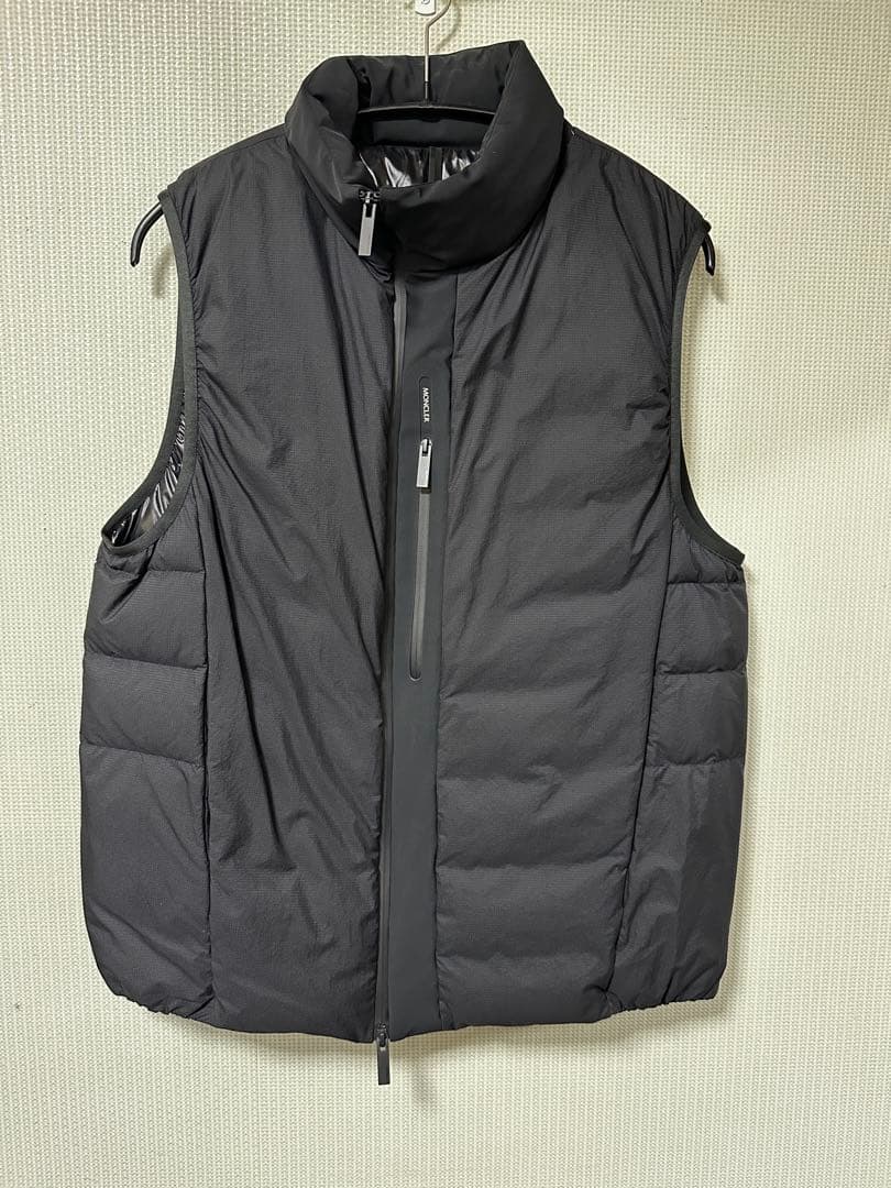 [Moncler]ジップアップダウンベスト