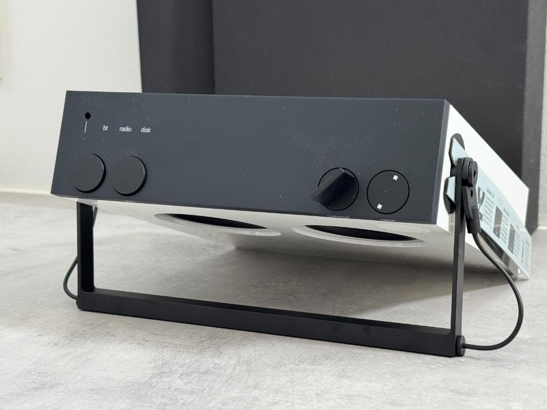 【美品】Teenage Engineering OB-４ ホワイト