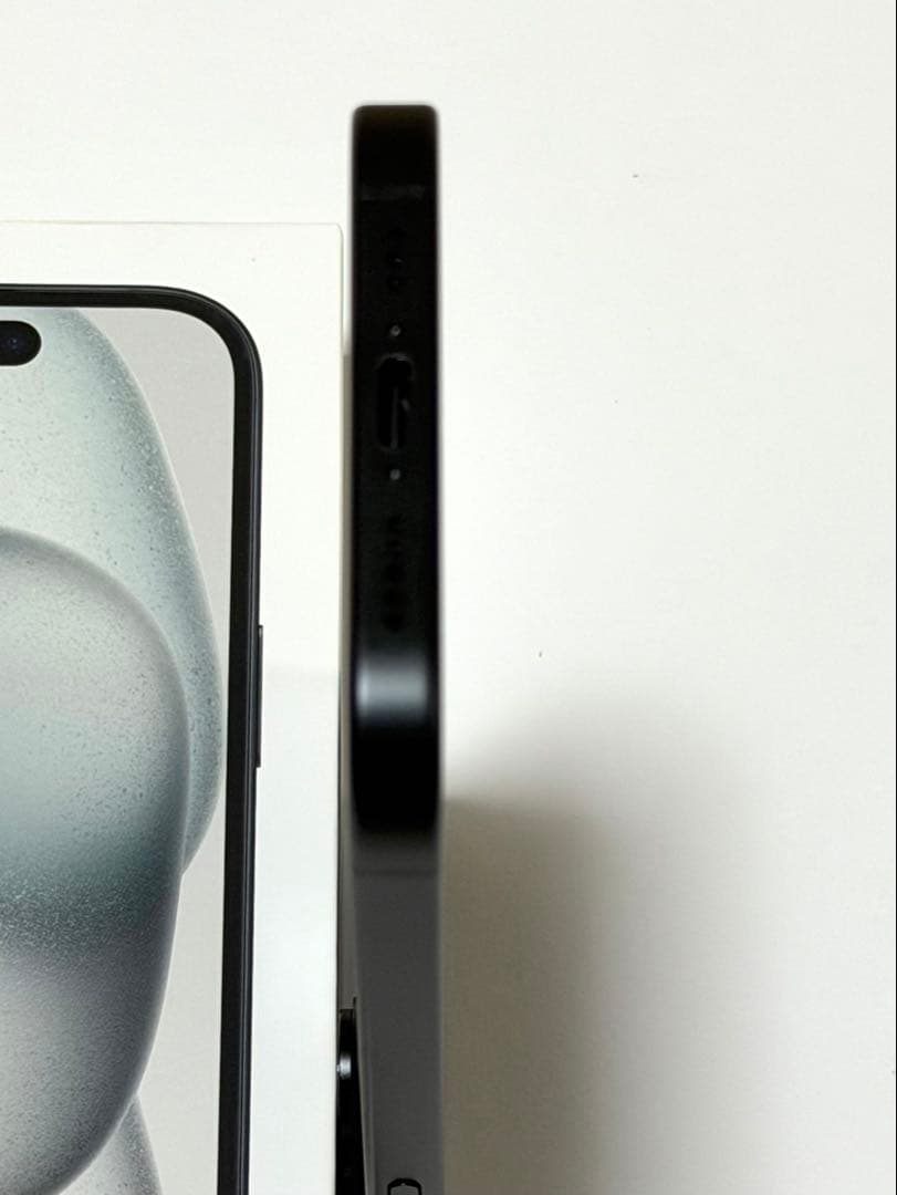 iPhone15 128GB ブラック simフリー