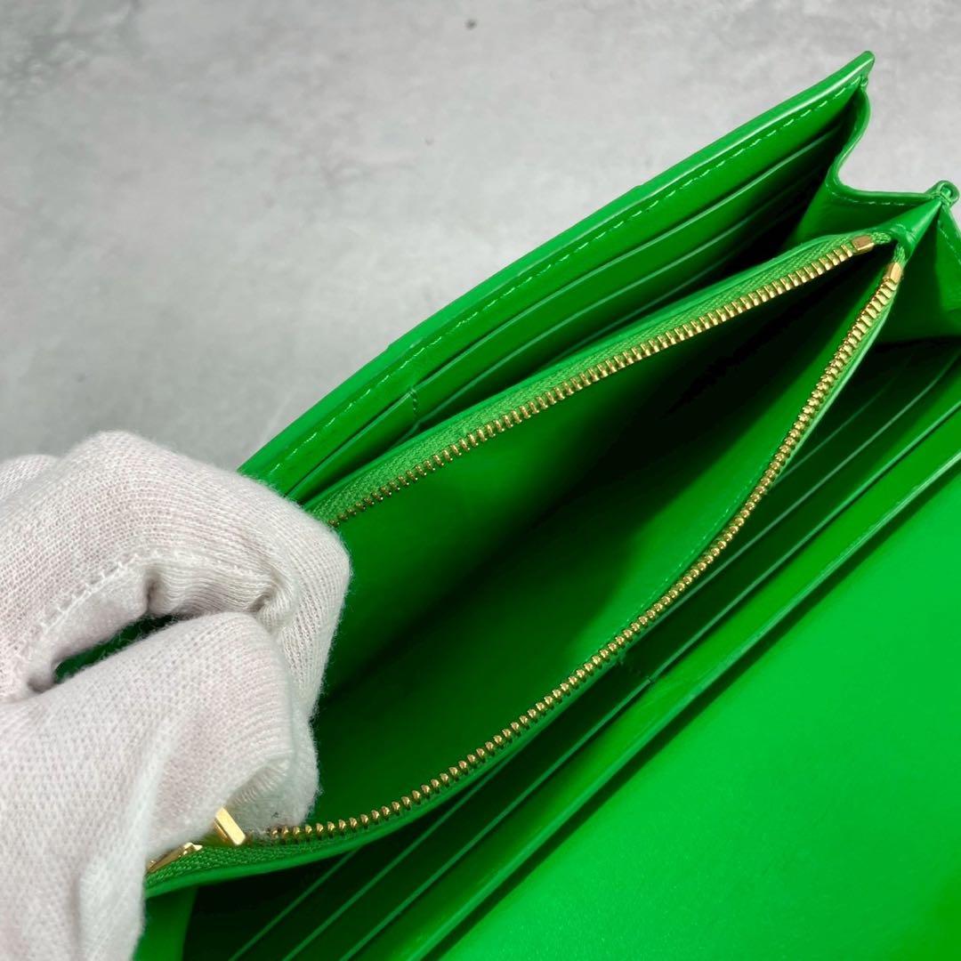 【付属品完備 美品】ボッテガヴェネタ 長財布 カセット 折りたたみ イントレ 緑