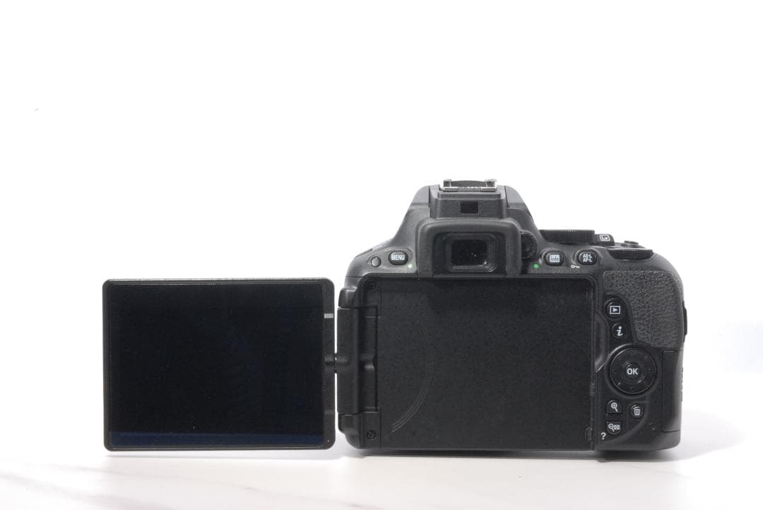 ✨12/14限定価格✨Nikon D5500 VR II レンズキット✨