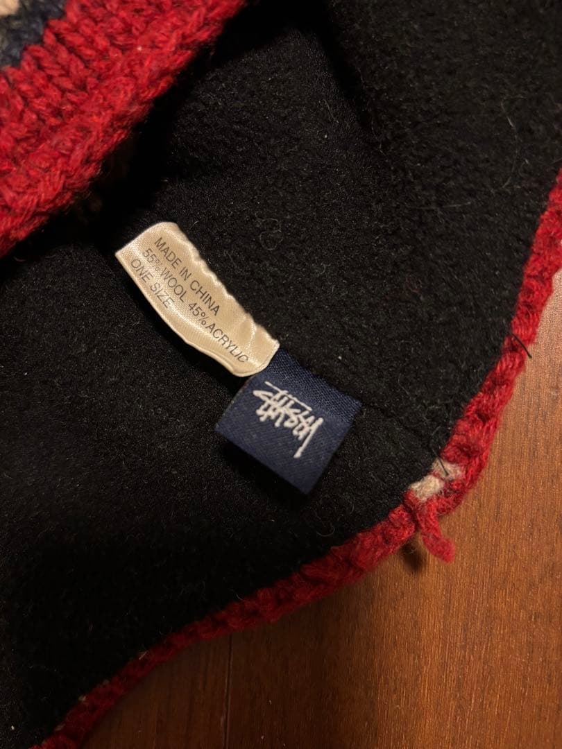 stussy ニット帽　　耳当て付き　フライトキャップ　ステューシー