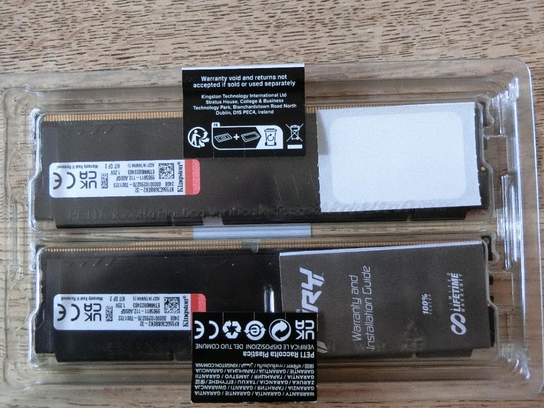 未開封新品：KINGSTON FURY DDR5 5600 32GB