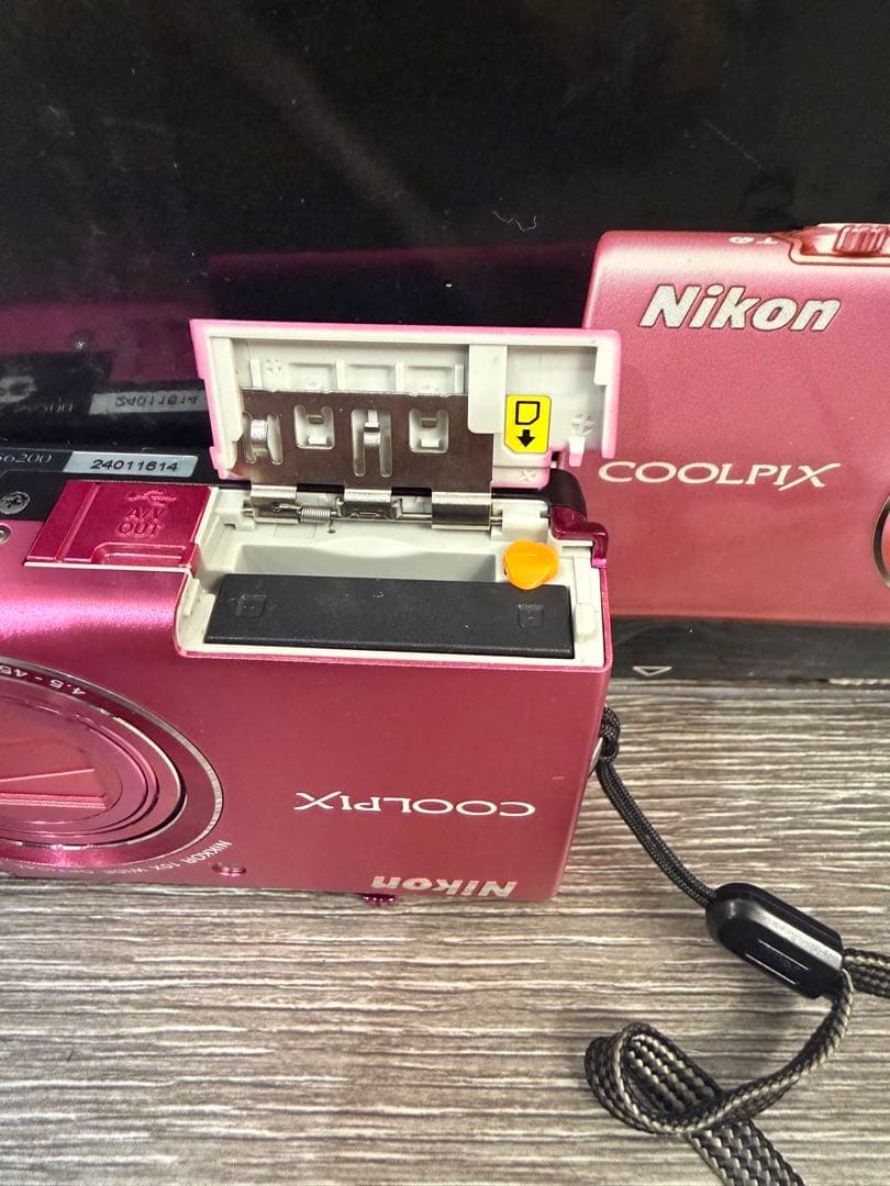 Nikon COOLPIX S6200 ピンク