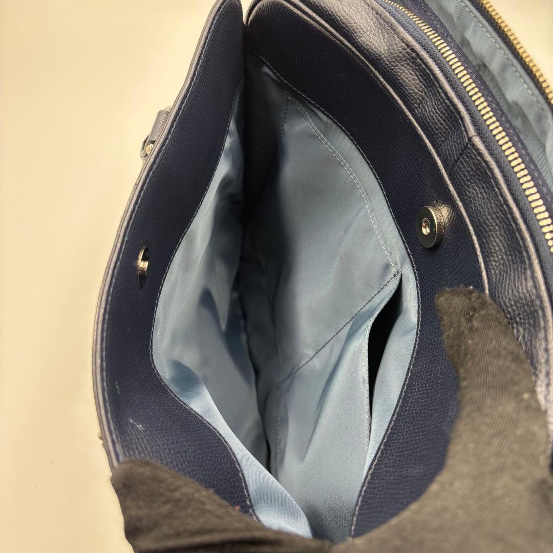 土屋鞄ツチヤカバン レザーブリーフケース ビジネスバッグ A4 肩掛け ネイビー