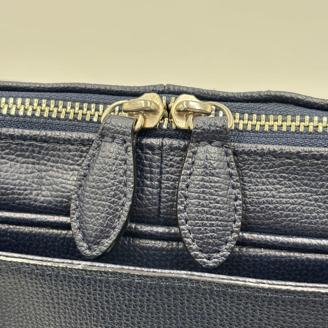 土屋鞄ツチヤカバン レザーブリーフケース ビジネスバッグ A4 肩掛け ネイビー