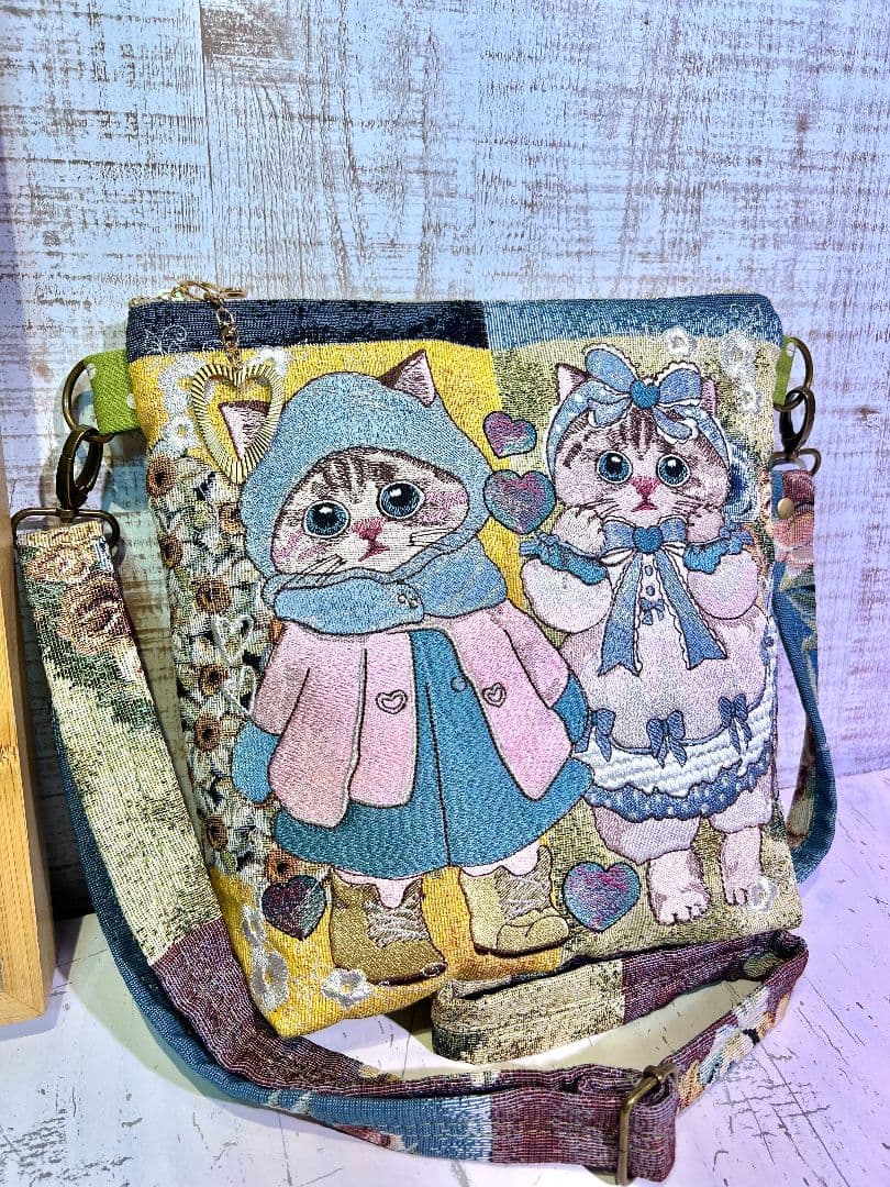 j*a様 オランダゴブラン♡刺繍のショルダーバッグ♡猫ちゃん♡