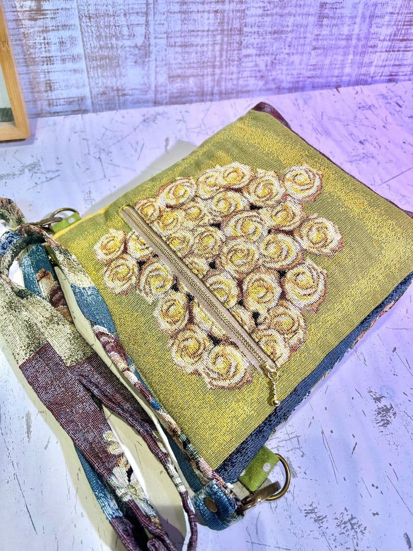 j*a様 オランダゴブラン♡刺繍のショルダーバッグ♡猫ちゃん♡