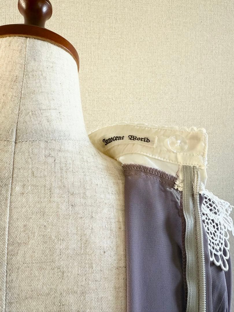 Innocent World 〈野に咲く薔薇のワンピース〉