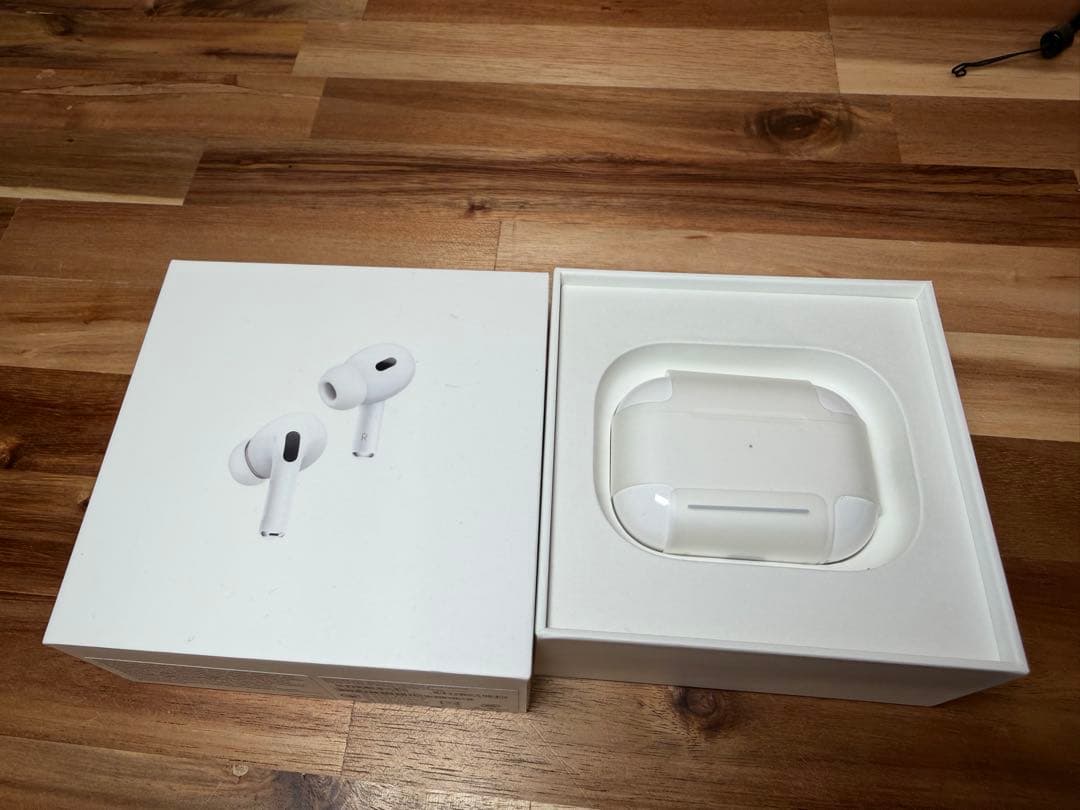 【美品・イヤーチップ新品】AirPods Pro 2