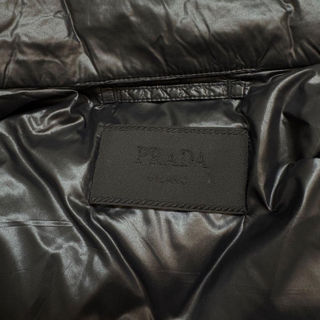 ジャケット・アウター PRADA triangle logo nylon down vest