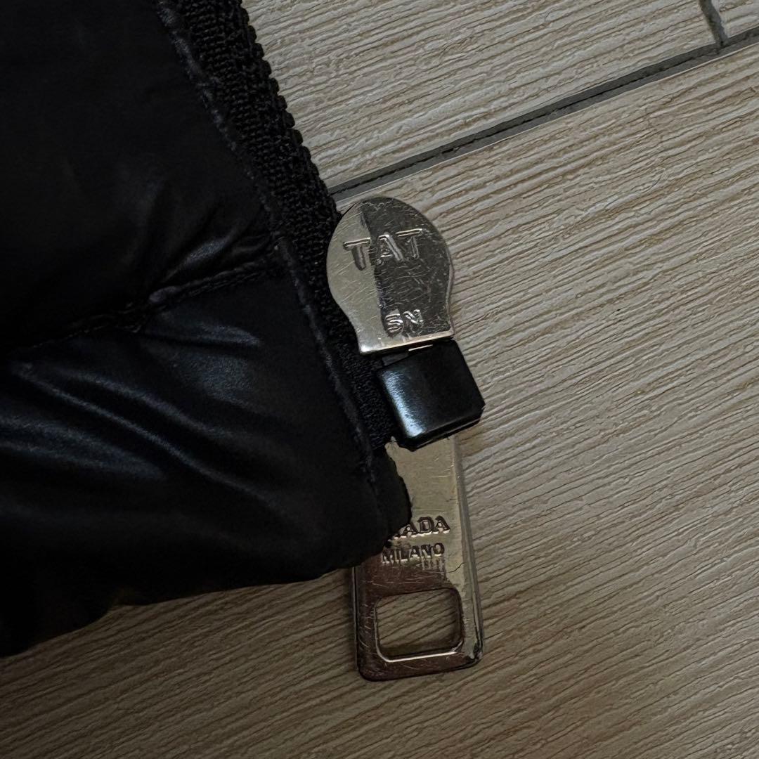 ジャケット・アウター PRADA triangle logo nylon down vest