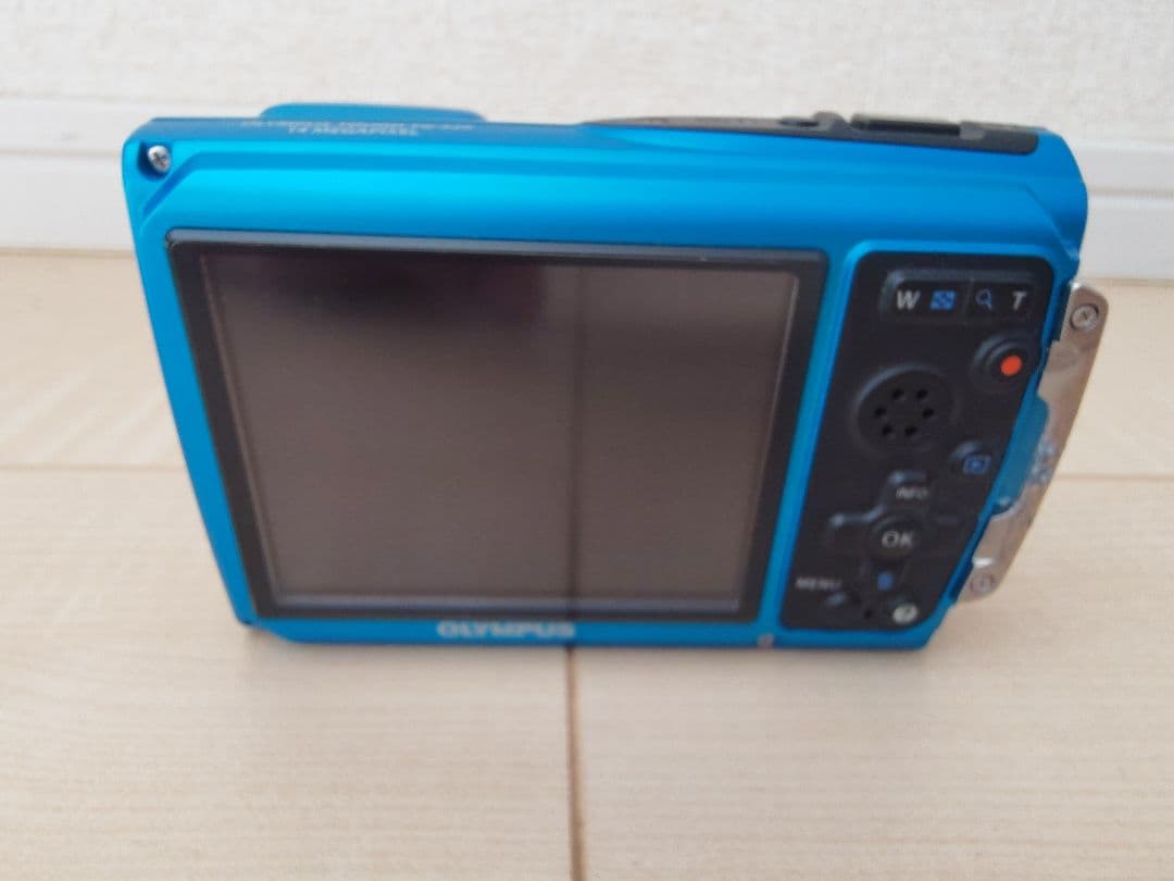 OLYMPUS TG-320 青 15m防水 付属品あり、オマケ付き