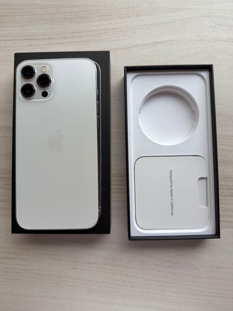 iPhone 12 Pro Max 256GB シルバー SIMフリー