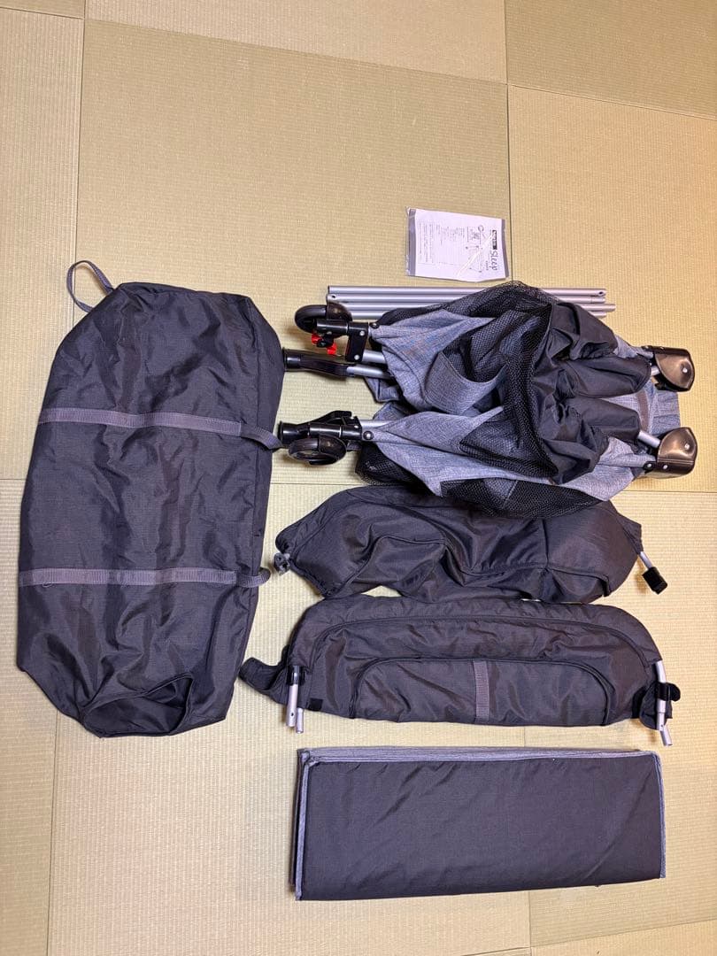 Nebio / 折りたたみベビーベッド＋おむつ替えテーブル付