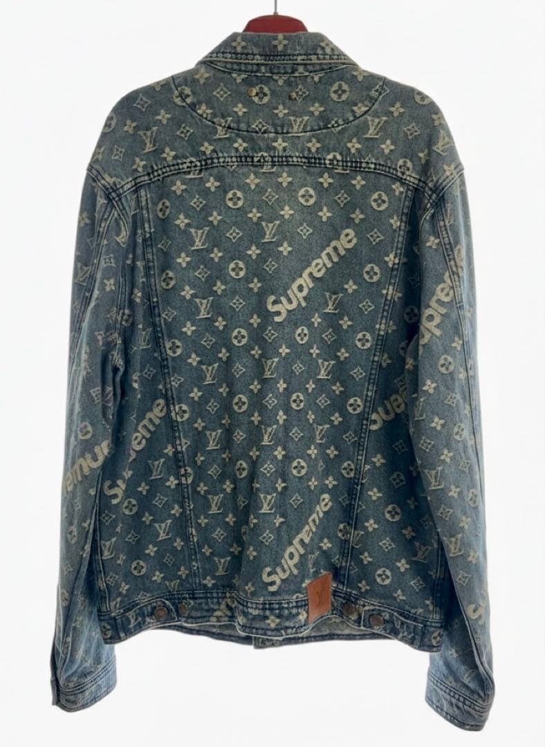 LOUIS VUITTON×supremeデニムジャケット