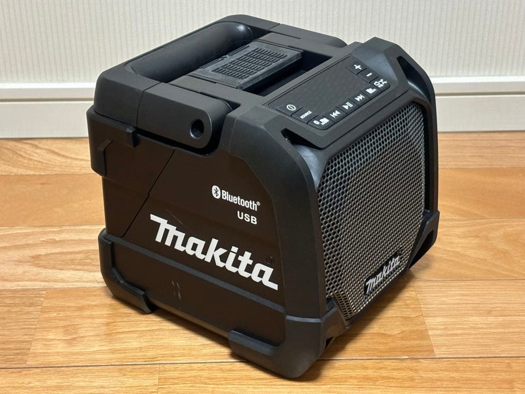 makita USBメモリ音楽再生機能付 Bluetootスピーカ MR202B