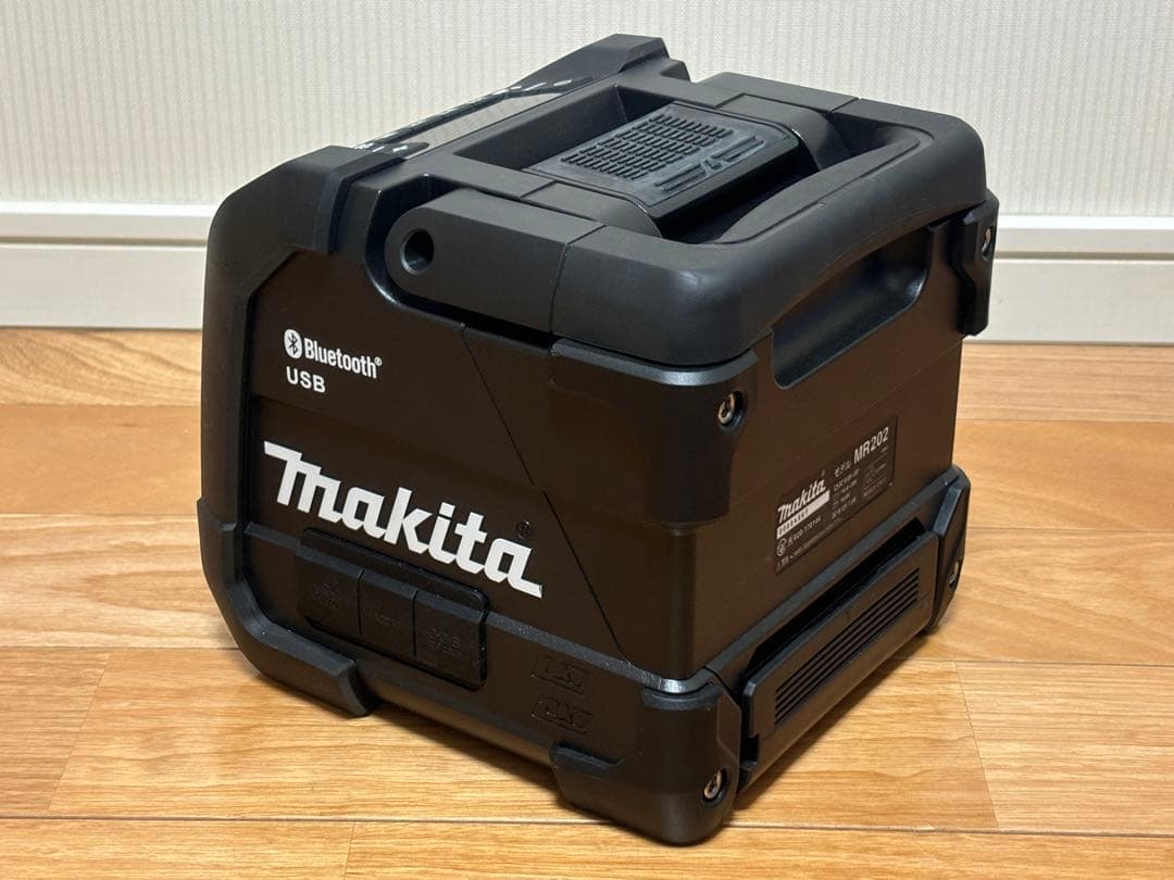 makita USBメモリ音楽再生機能付 Bluetootスピーカ MR202B