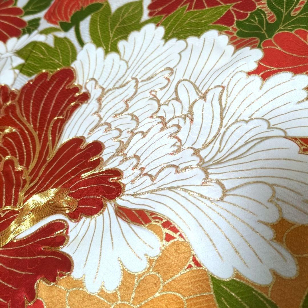 正絹 オフホワイト 牡丹、菊、梅 振袖リメイクドレス